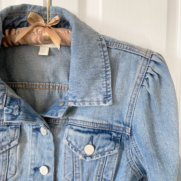 NWOT Chelsea & Violet Peplum Hem Puff Sleeve Distressed Denim Jean Jacket | XS - Picture 4 of 11
